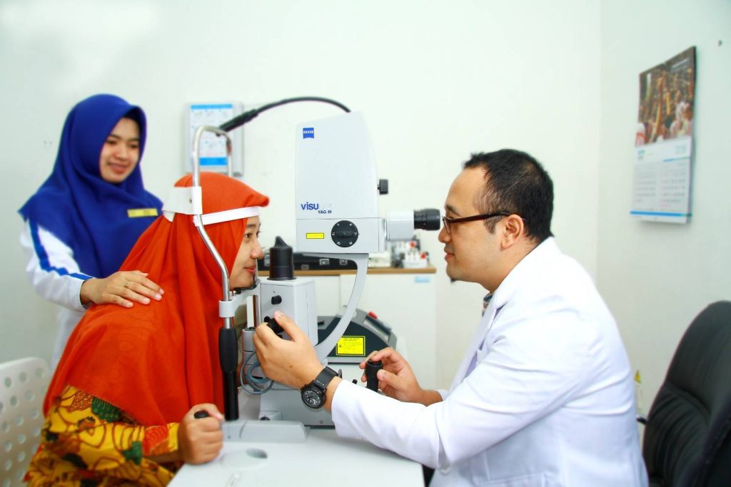 Operasi katarak Demak
