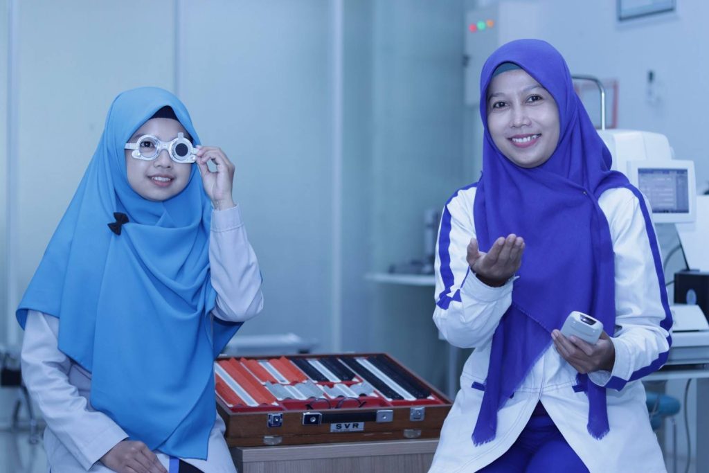 Operasi katarak cirebon
